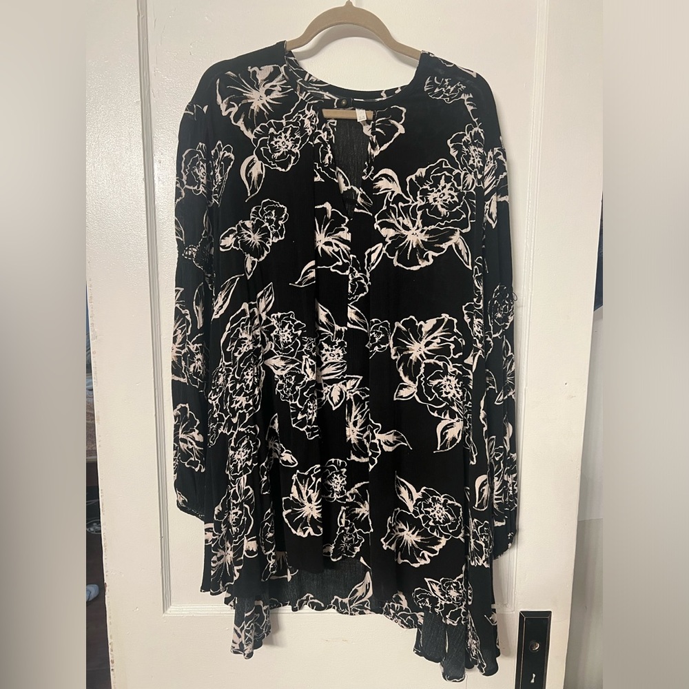 Free People Black Tunic Dress with White Floral Print - Picture 3 of 9